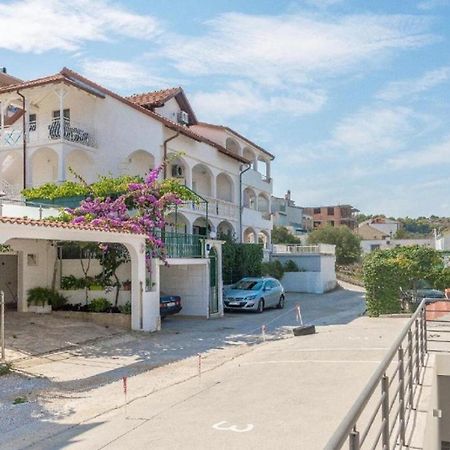 Apartment Bubi Trogir Extérieur photo